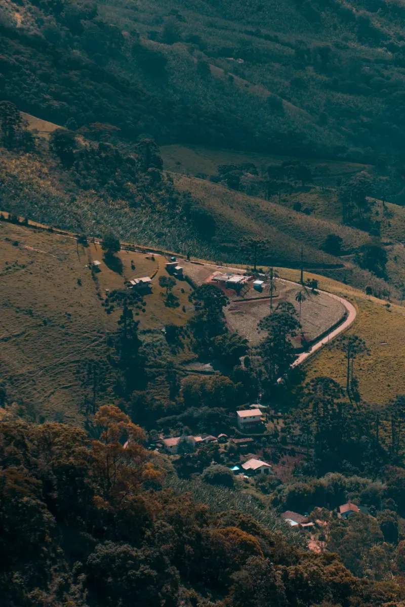 Mantenimiento de caminos y accesos rurales
